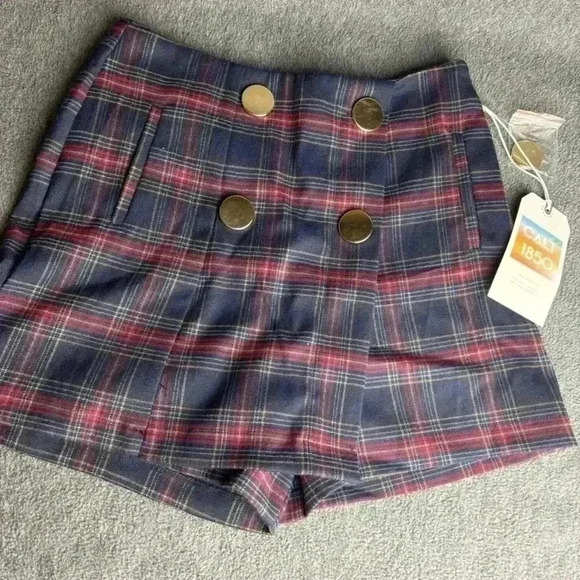 NWT Cali 1850 Plaid Button Detail Skorts - Navy & Red size Small - Picture 3 of 10